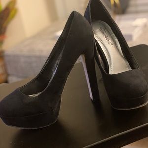 Black Closed toe platform Heels